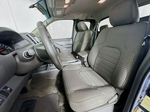 Used 2017 Nissan Frontier SV RWD image 11