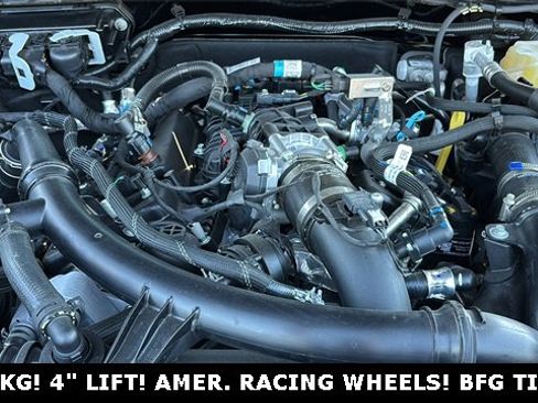 New 2025 Ford Bronco Badlands image 35