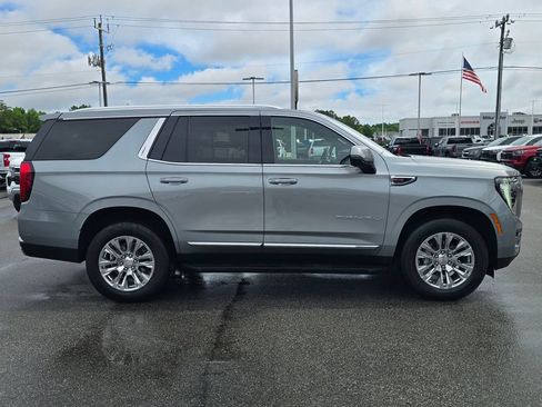 Certified 2025 GMC Yukon Denali AWD/4WD image 6