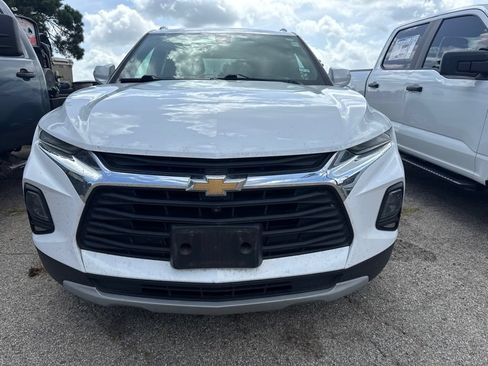 Used 2022 Chevrolet Blazer LT w/ Sound & Technology Package FWD image 6