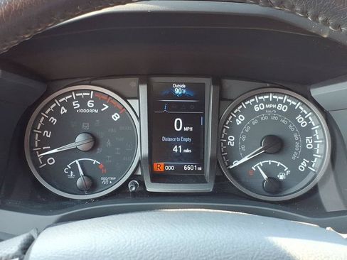 Used 2023 Toyota Tacoma TRD Sport AWD/4WD image 22
