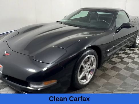 Used 2004 Chevrolet Corvette Coupe w/ Preferred Equipment Group RWD image 6