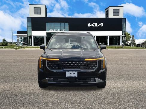 New 2026 Kia Carnival SX FWD image 3