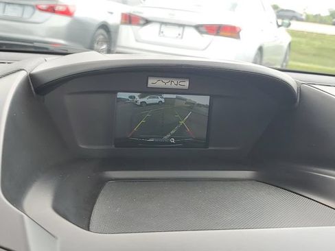 Used 2017 Ford Escape SE FWD image 28
