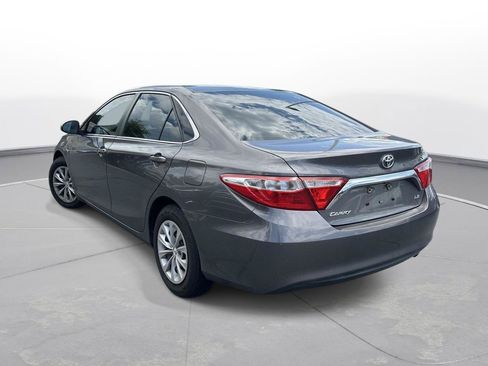 Used 2016 Toyota Camry LE FWD image 8