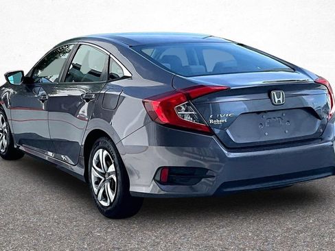 Used 2018 Honda Civic LX image 5