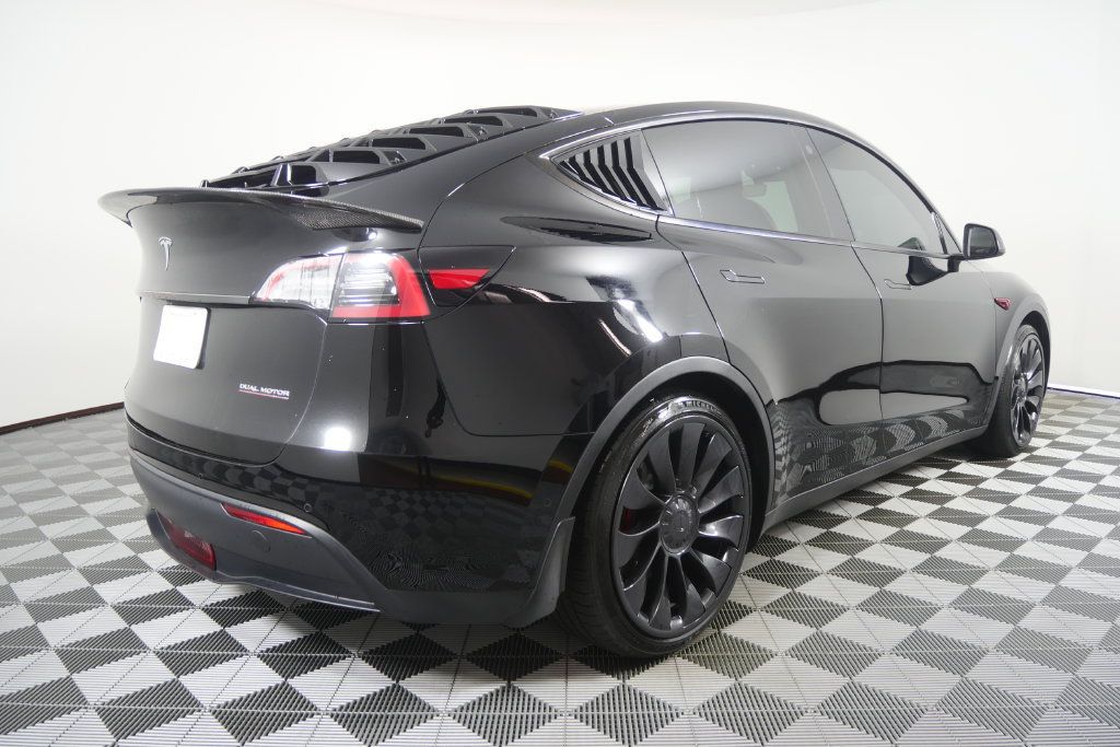 Used 2022 Tesla Model Y Performance AWD/4WD image 4