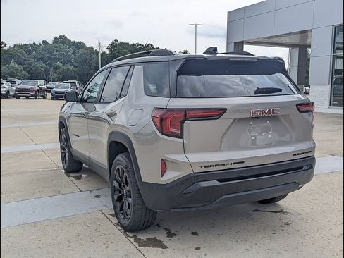New 2027 GMC Terrain Elevation w/ Black Edition AWD/4WD image 8
