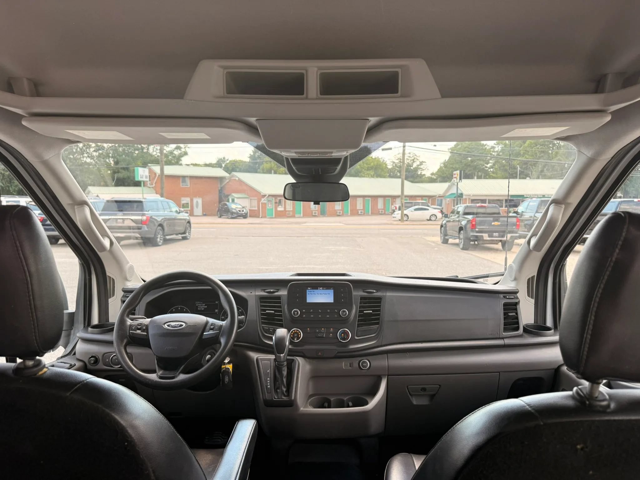 Used 2020 Ford Transit 250 Medium Roof w/ Load Area Protection Package RWD image 12