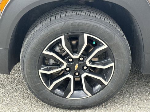 Used 2021 Chevrolet TrailBlazer ACTIV w/ Sun and Liftgate Package AWD/4WD image 12