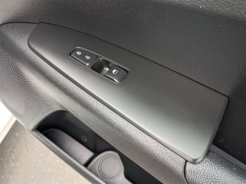 Used 2024 Kia Forte LXS image 35