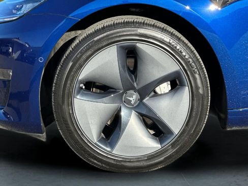 Used 2018 Tesla Model 3 Long Range image 23