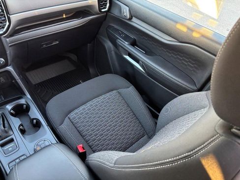 New 2025 Ford Ranger XLT w/ FX4 Off-Road Package image 10