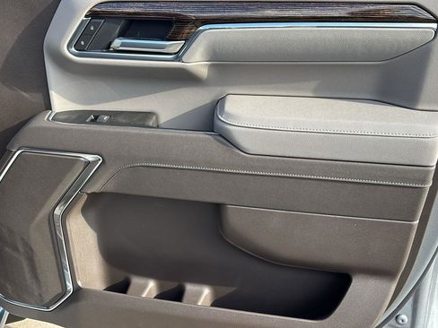 New 2026 GMC Sierra 1500 SLE RWD image 21