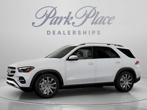 Used 2024 Mercedes-Benz GLE 350 4MATIC image 3