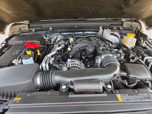 New 2025 Jeep Gladiator Rubicon w/ Convenience Group image 16