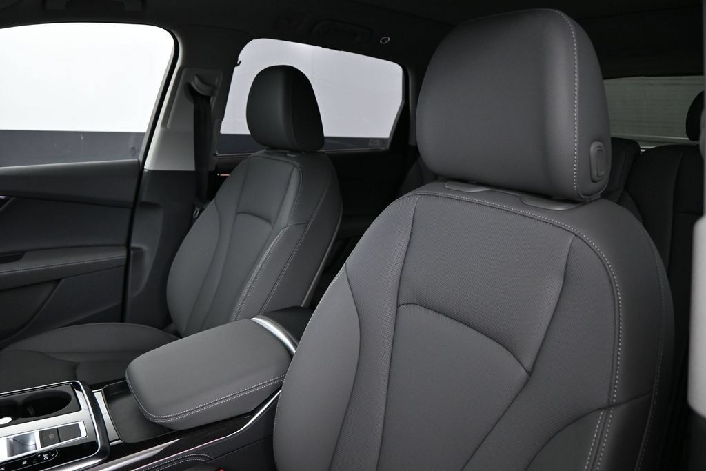 New 2026 Audi Q7 2.0T Premium Plus AWD/4WD image 9