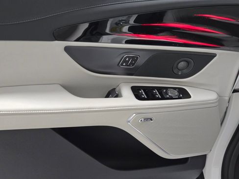 New 2026 Lincoln Nautilus Premier w/ Equipment Group 102A image 22