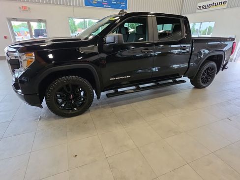 Used 2021 GMC Sierra 1500 4x4 Crew Cab w/ Sierra Value Package image 15