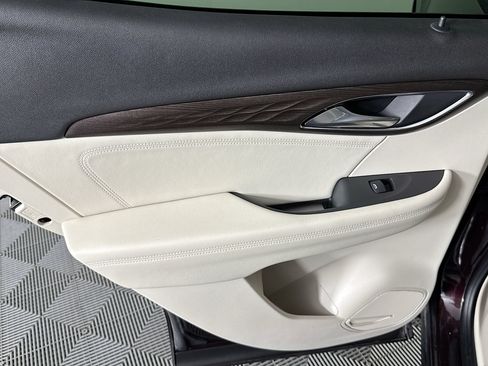 Used 2023 Buick Envision Avenir FWD image 25