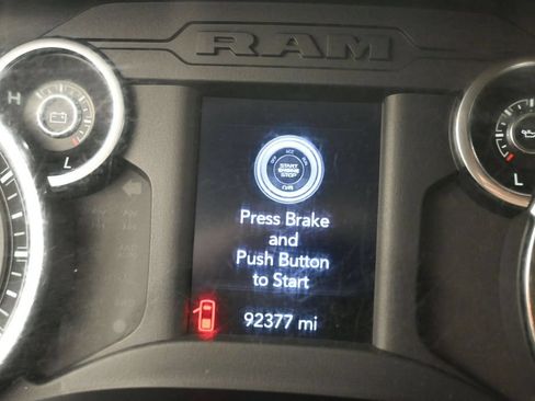 Used 2021 RAM 2500 Tradesman AWD/4WD image 17