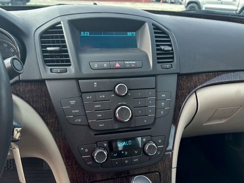 Used 2012 Buick Regal Leather FWD image 10
