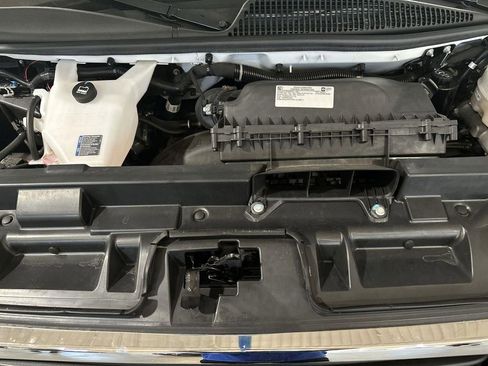 Used 2024 GMC Savana 2500 w/ Driver Convenience Package image 17