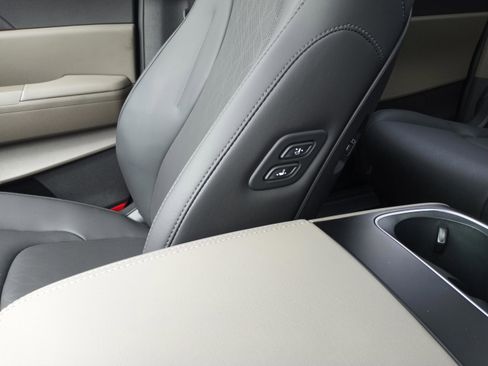 New 2026 Kia Carnival SX FWD image 24