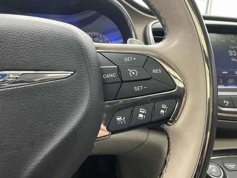 Used 2015 Chrysler 200 C w/ Navigation & Sound Group I image 19