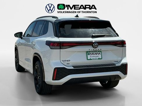 New 2026 Volkswagen Tiguan SE R-Line AWD/4WD image 3