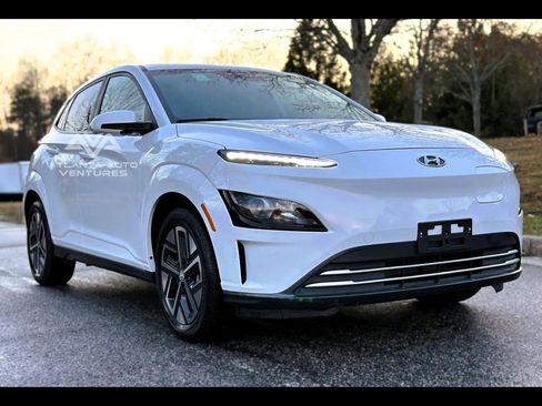 Used 2023 Hyundai Kona SEL image 7