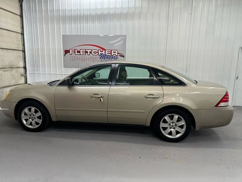 Used 2005 Mercury Montego Luxury image 6