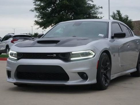 Used 2023 Dodge Charger Scat Pack w/ Plus Group RWD image 3