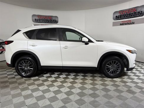 Used 2019 MAZDA CX-5 Touring image 3