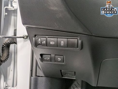 Used 2024 Toyota Corolla Cross AWD Hybrid w/ Convenience Package image 23