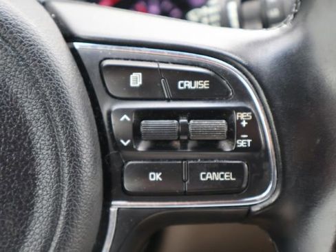 Used 2017 Kia Sportage EX AWD/4WD image 7