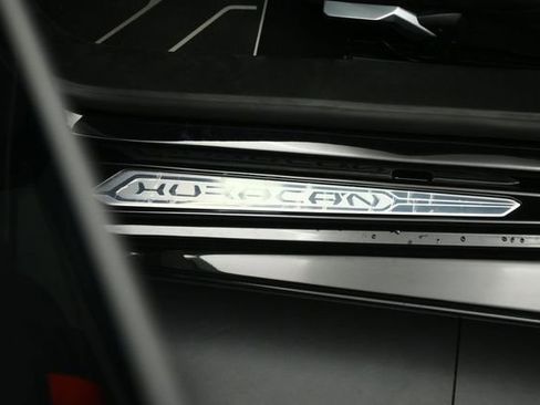 Used 2022 Lamborghini Huracan STO RWD image 39