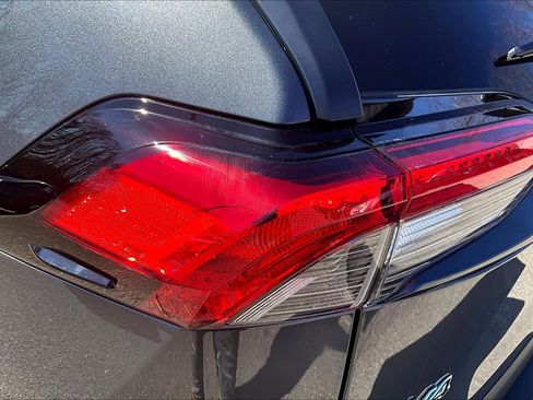 Certified 2023 Toyota RAV4 XLE Premium image 27