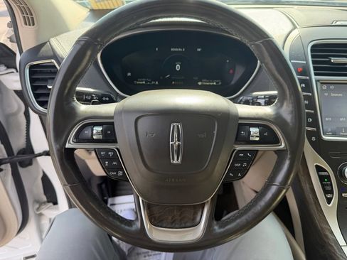 Used 2019 Lincoln Nautilus Reserve w/ Ultimate Package AWD/4WD image 17