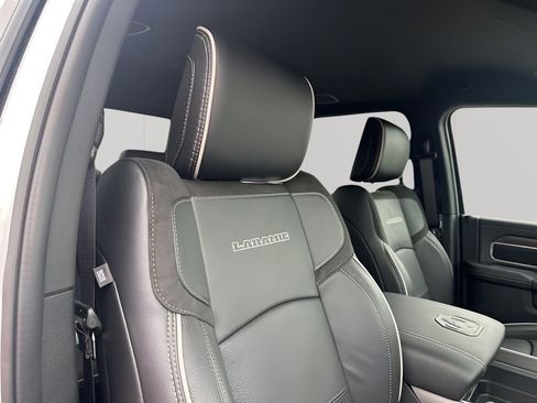 New 2026 RAM 2500 Laramie w/ Night Edition image 15