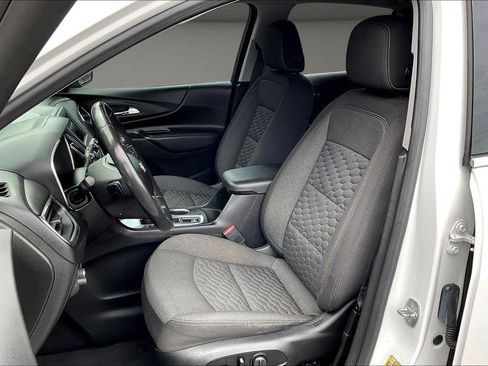 Used 2019 Chevrolet Equinox LT FWD image 24