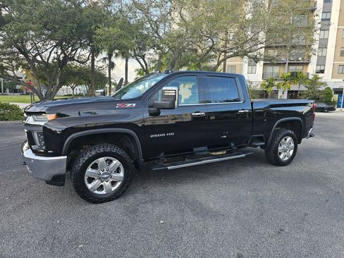 Used 2020 Chevrolet Silverado 2500 LTZ w/ LTZ Premium Package image 1