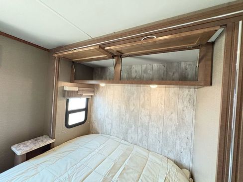 Used 2018 Ford E-450 and Econoline 450 Super Duty w/ Motorhome Prep Package RWD image 28