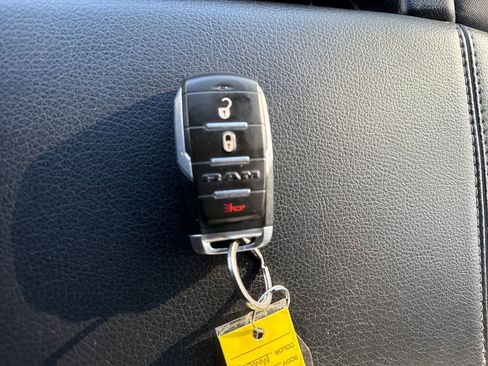 Used 2022 RAM 1500 Big Horn image 24