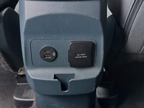 Used 2024 Ford Maverick XLT w/ XLT Luxury Package image 16