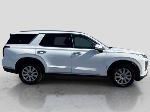 Used 2025 Hyundai Palisade SEL FWD image 4