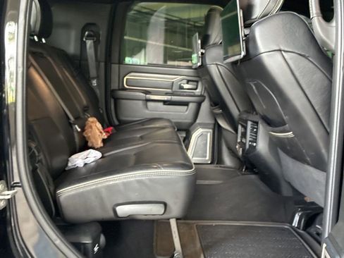 Used 2020 RAM 2500 Limited AWD/4WD image 17
