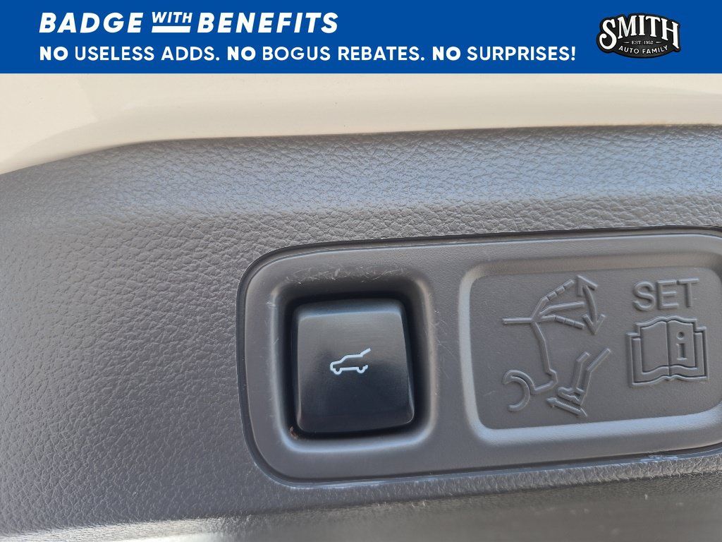 Used 2021 Ford Expedition Limited AWD/4WD image 17