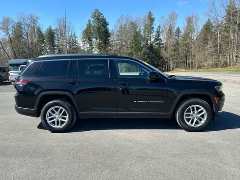 Used 2022 Jeep Grand Cherokee L Laredo w/ Luxury Tech Group I AWD/4WD image 6