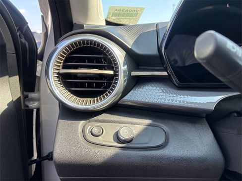 Used 2026 Chevrolet Trax ACTIV w/ Driver Confidence Package image 19